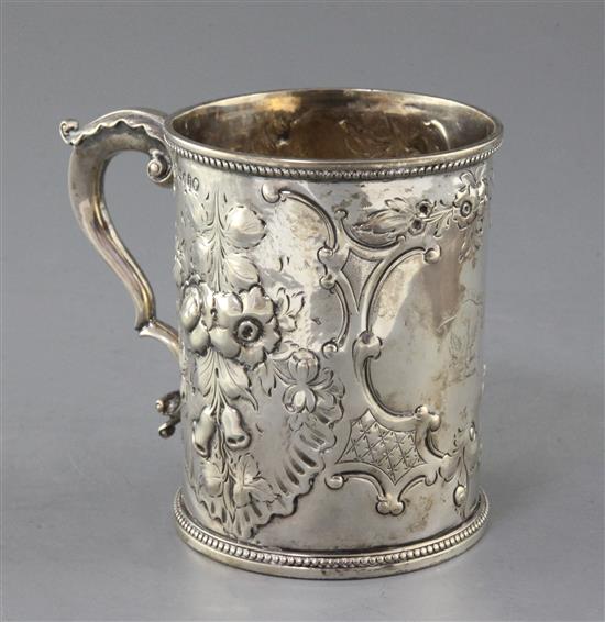 A Victorian silver mug by Thomas Smily, 9.5 oz.